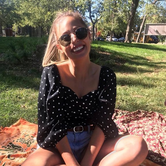 Meet your Posher, Samantha - Picture 1 of 12